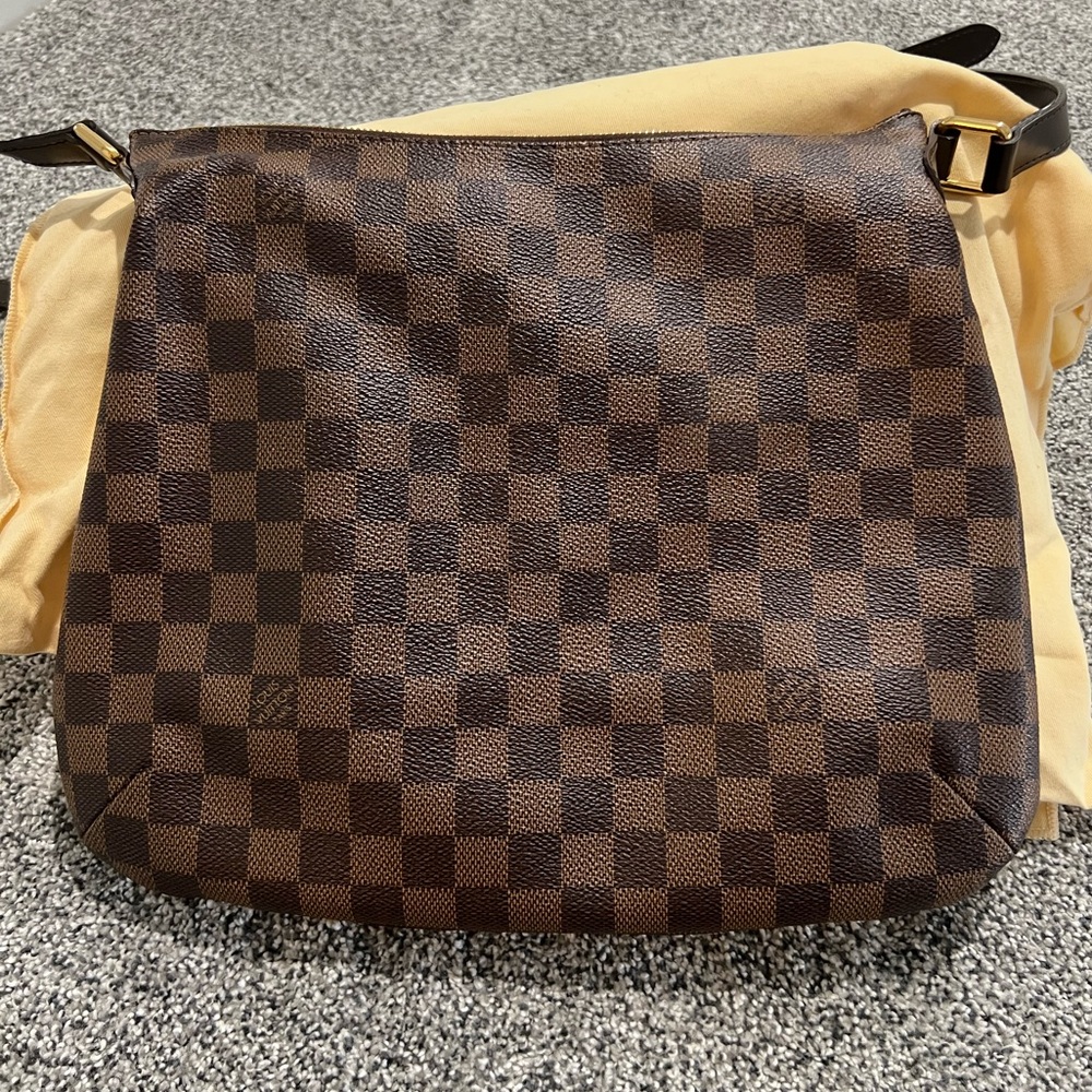 Louis Vuitton Brown Checkered Crossbody Messenger Bag - Picture 12 of 16